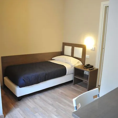 Gg8 Hotel & Suite Spa Hotel 3*