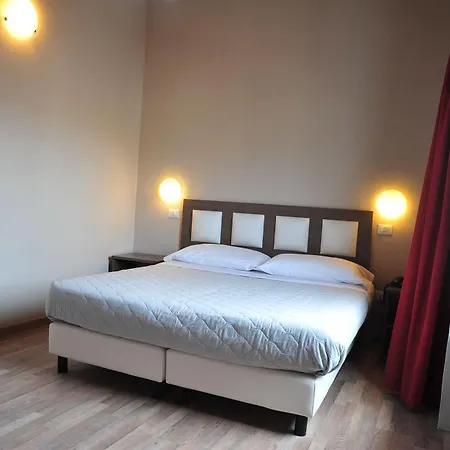 Hotel Gg8 Hotel & Suite Spa 3*