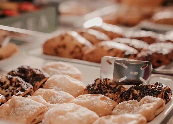 Gg8 & Hotel Gualdo Tadino